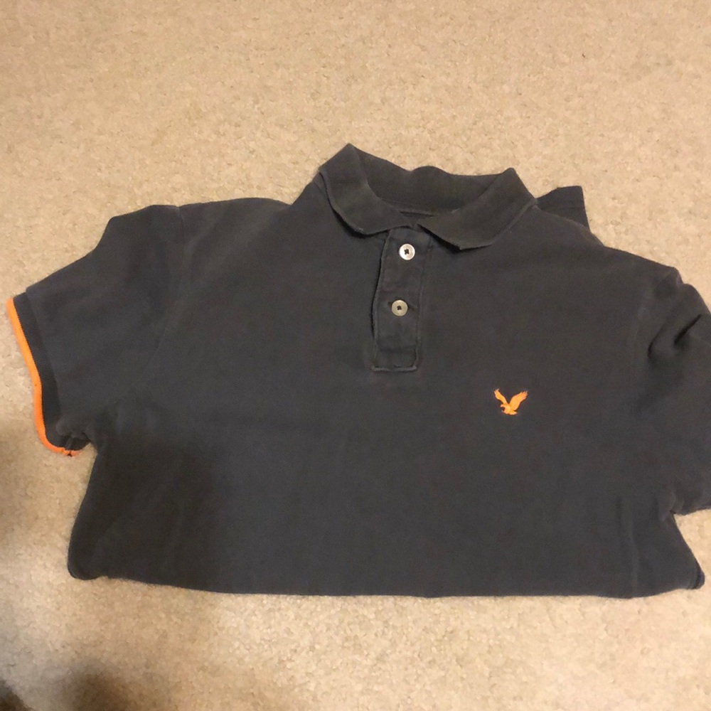 Men’s gray & orang AE polo